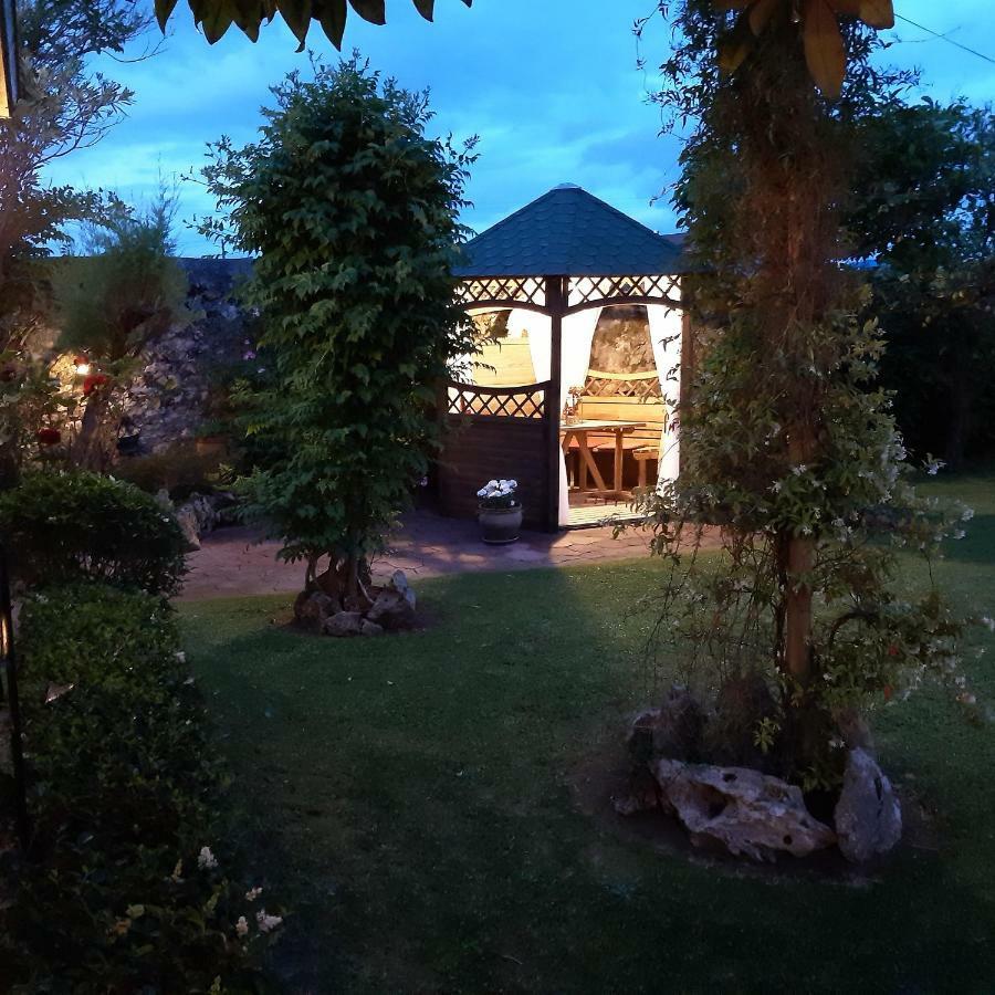 Hosteria Las Fuentes Rubayo Екстериор снимка